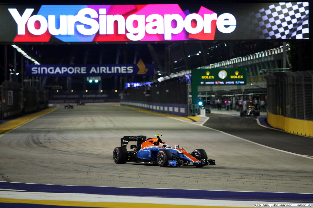 GP SINGAPORE, 16.09.2016 - Prove Libere 2, Esteban Ocon (FRA) Manor Racing MRT05