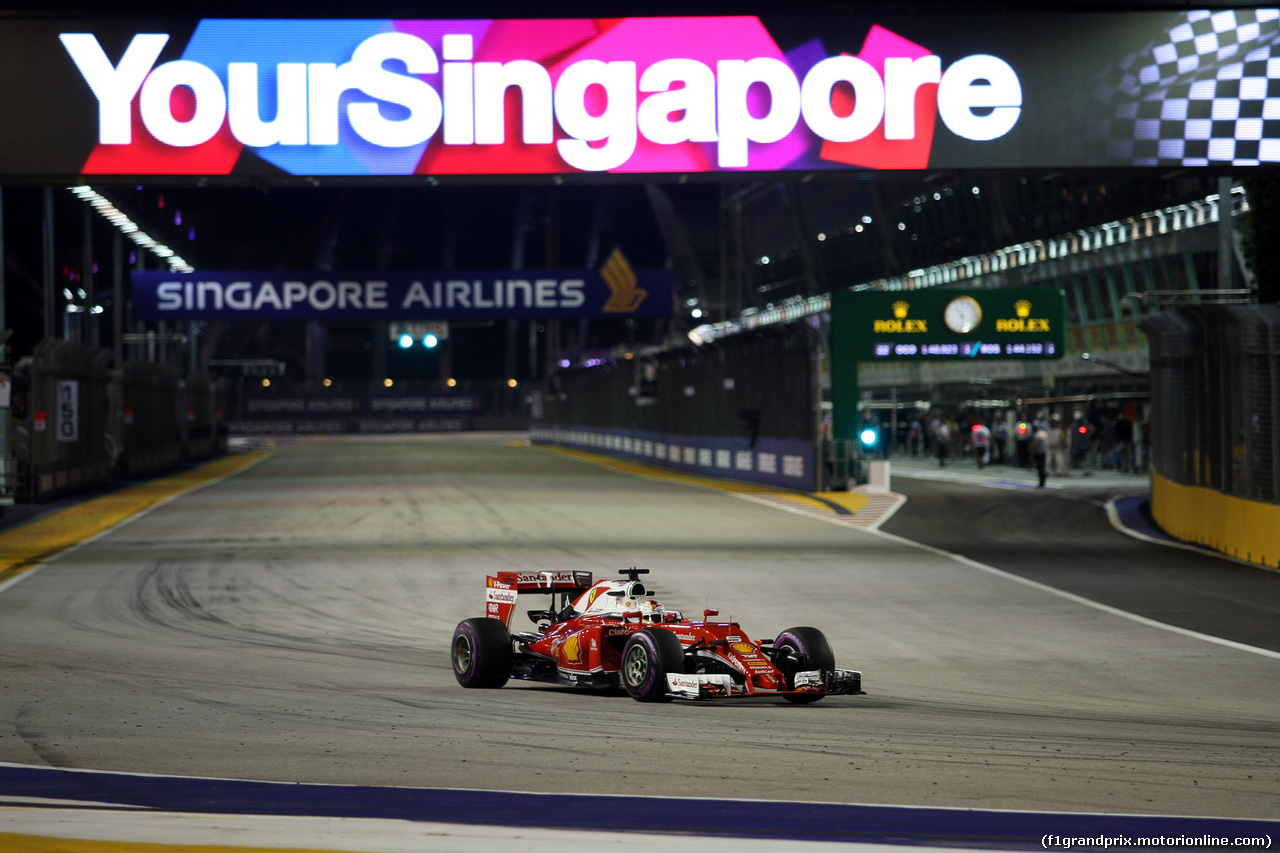 GP SINGAPORE, 16.09.2016 - Prove Libere 2, Sebastian Vettel (GER) Ferrari SF16-H