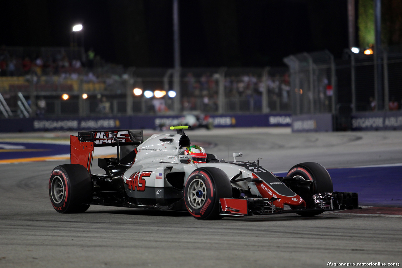 GP SINGAPORE, 16.09.2016 - Prove Libere 2, Esteban Gutierrez (MEX) Haas F1 Team VF-16