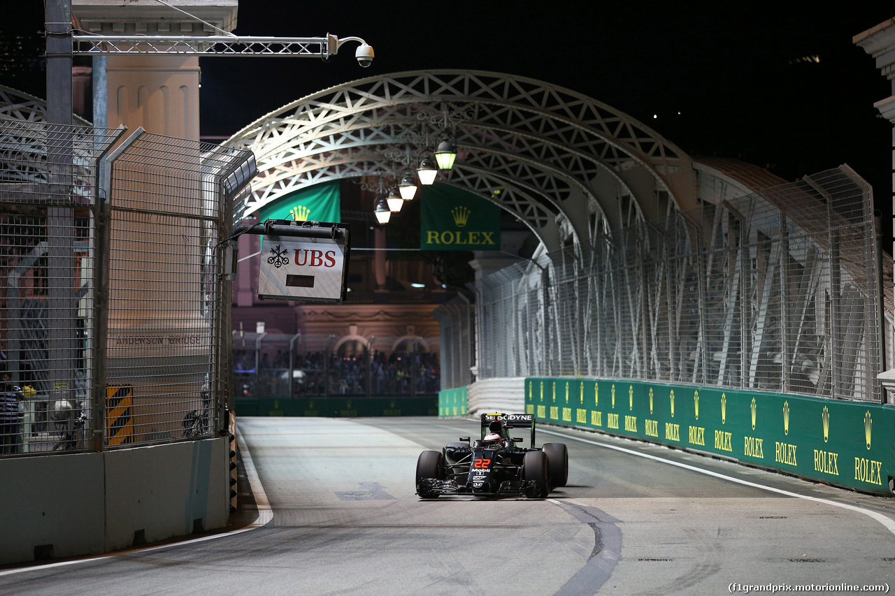 GP SINGAPORE, 16.09.2016 - Prove Libere 2, Jenson Button (GBR)  McLaren Honda MP4-31