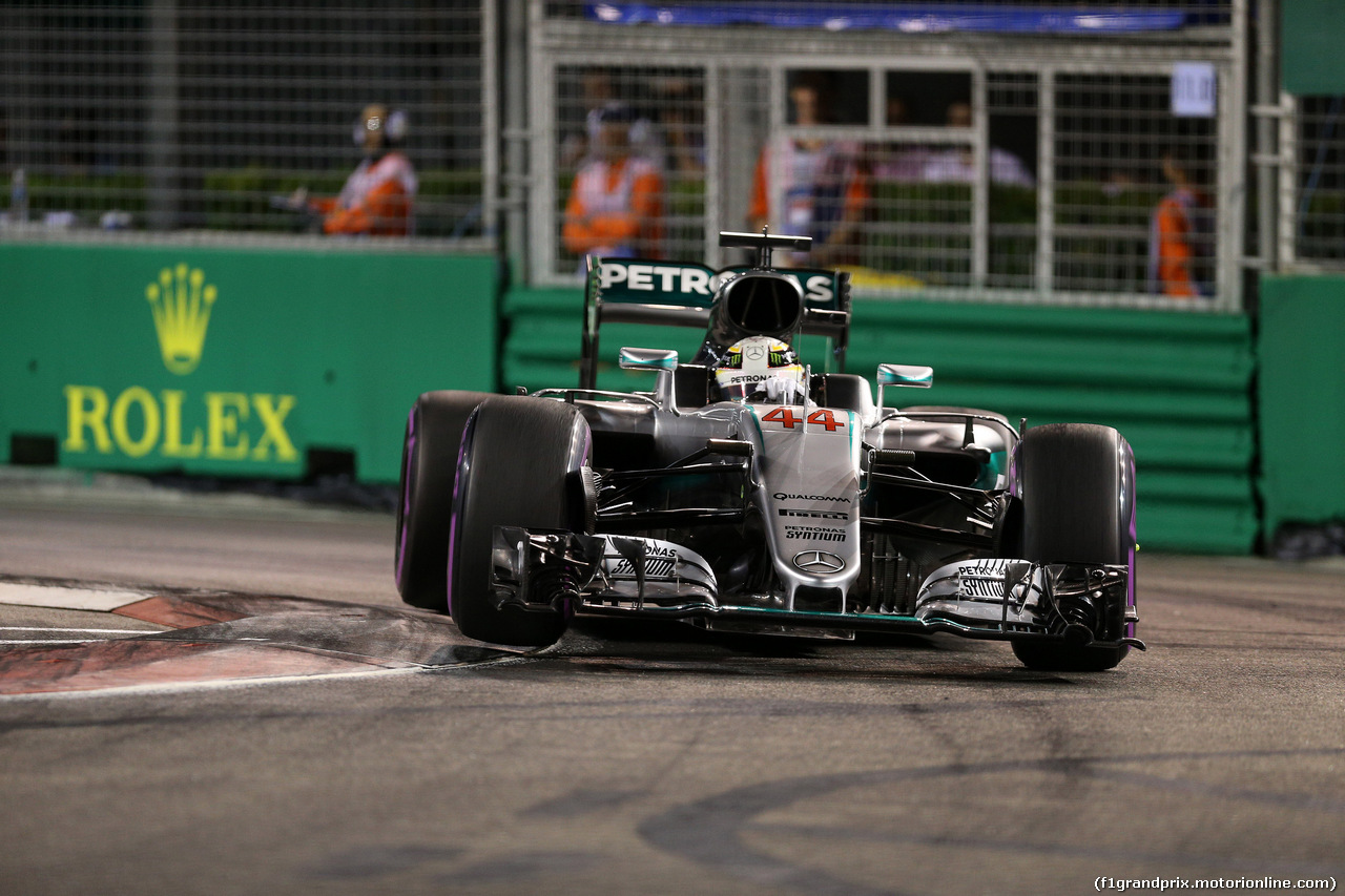 GP SINGAPORE, 16.09.2016 - Prove Libere 2, Lewis Hamilton (GBR) Mercedes AMG F1 W07 Hybrid