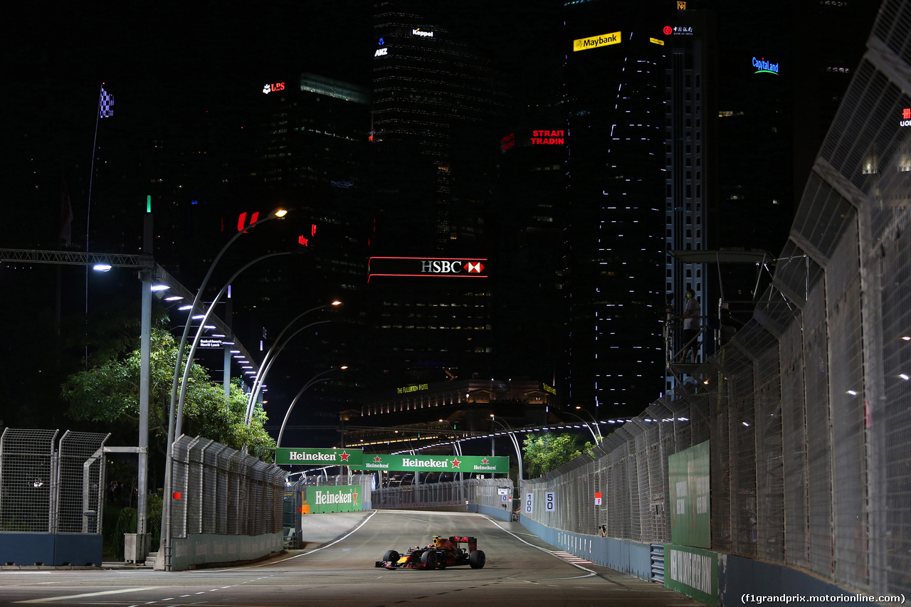 GP SINGAPORE, 16.09.2016 - Prove Libere 2, Max Verstappen (NED) Red Bull Racing RB12