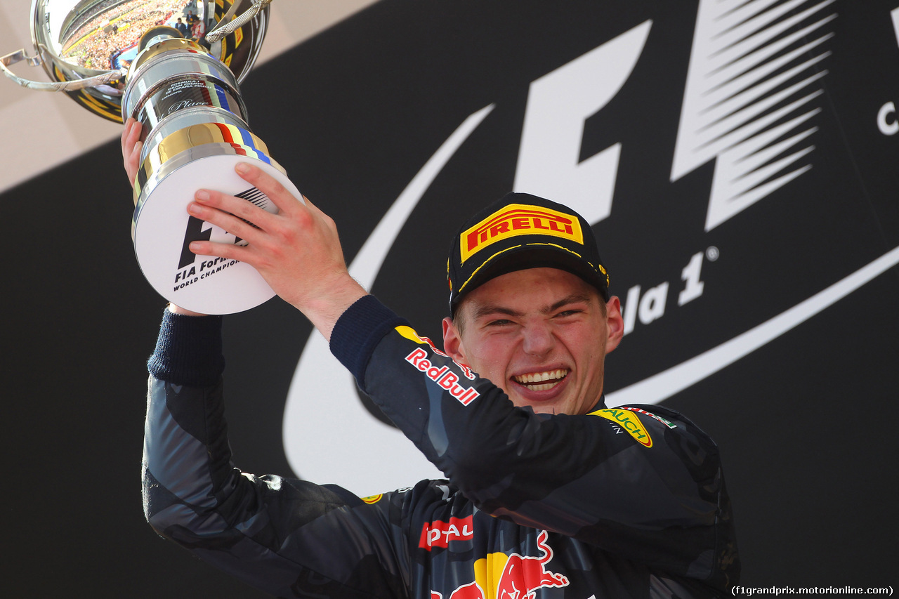 GP SPAGNA, 15.05.2016- Gara 2, Max Verstappen (NED) Red Bull Racing RB12 vincitore