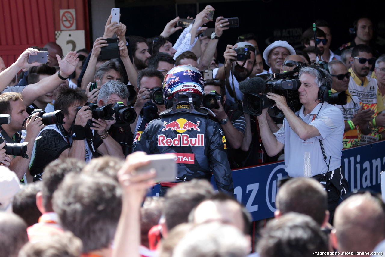 GP SPAGNA, 15.05.2016- Gara 2, Max Verstappen (NED) Red Bull Racing RB12 vincitore