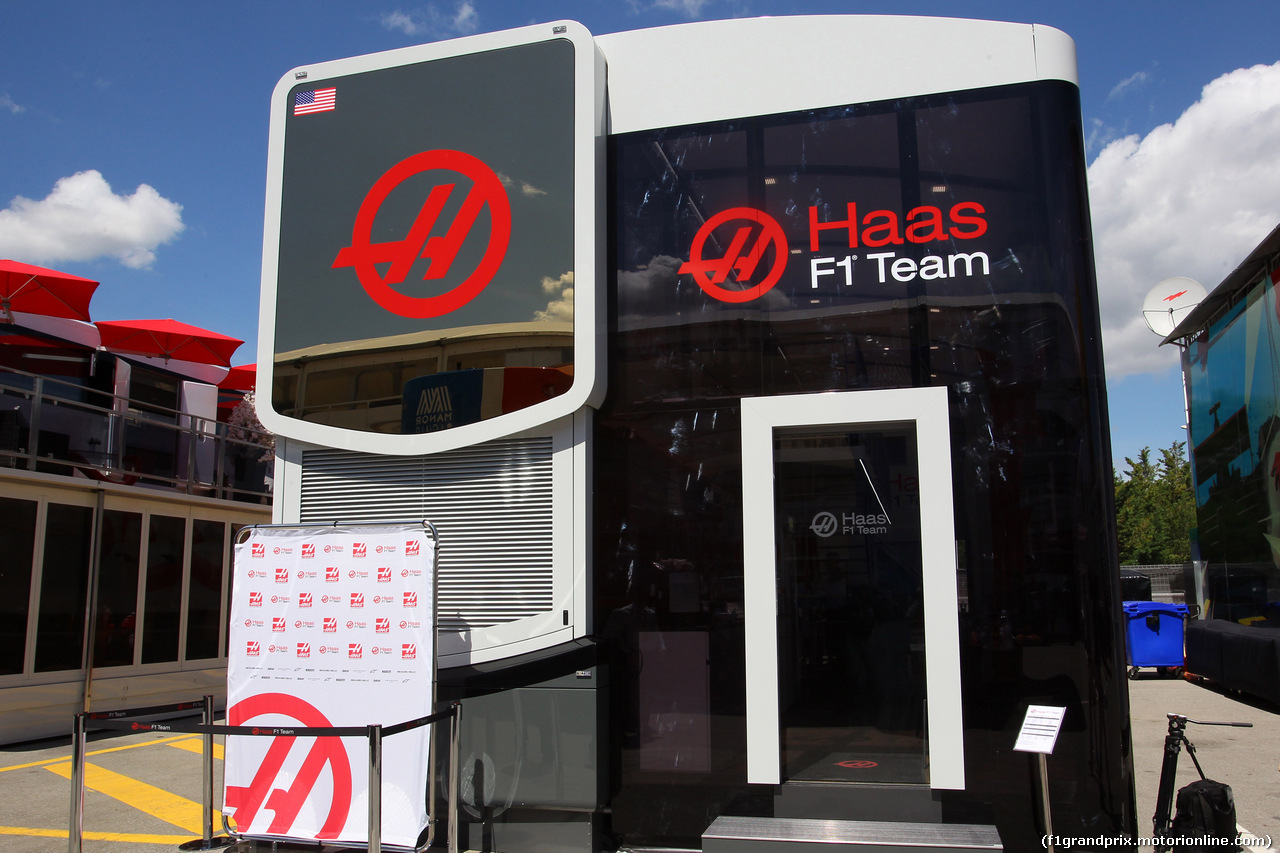 GP SPAGNA, 12.05.2016 - Haas F1 Team motorhome