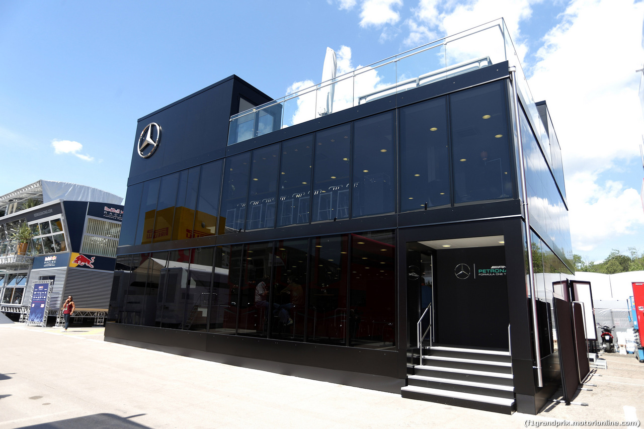 GP SPAGNA, 12.05.2016 - Motorhome Mercedes