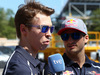 GP SPAGNA, 12.05.2016 - Daniil Kvyat (RUS) Scuderia Toro Rosso STR11 e Carlos Sainz Jr (ESP) Scuderia Toro Rosso STR11