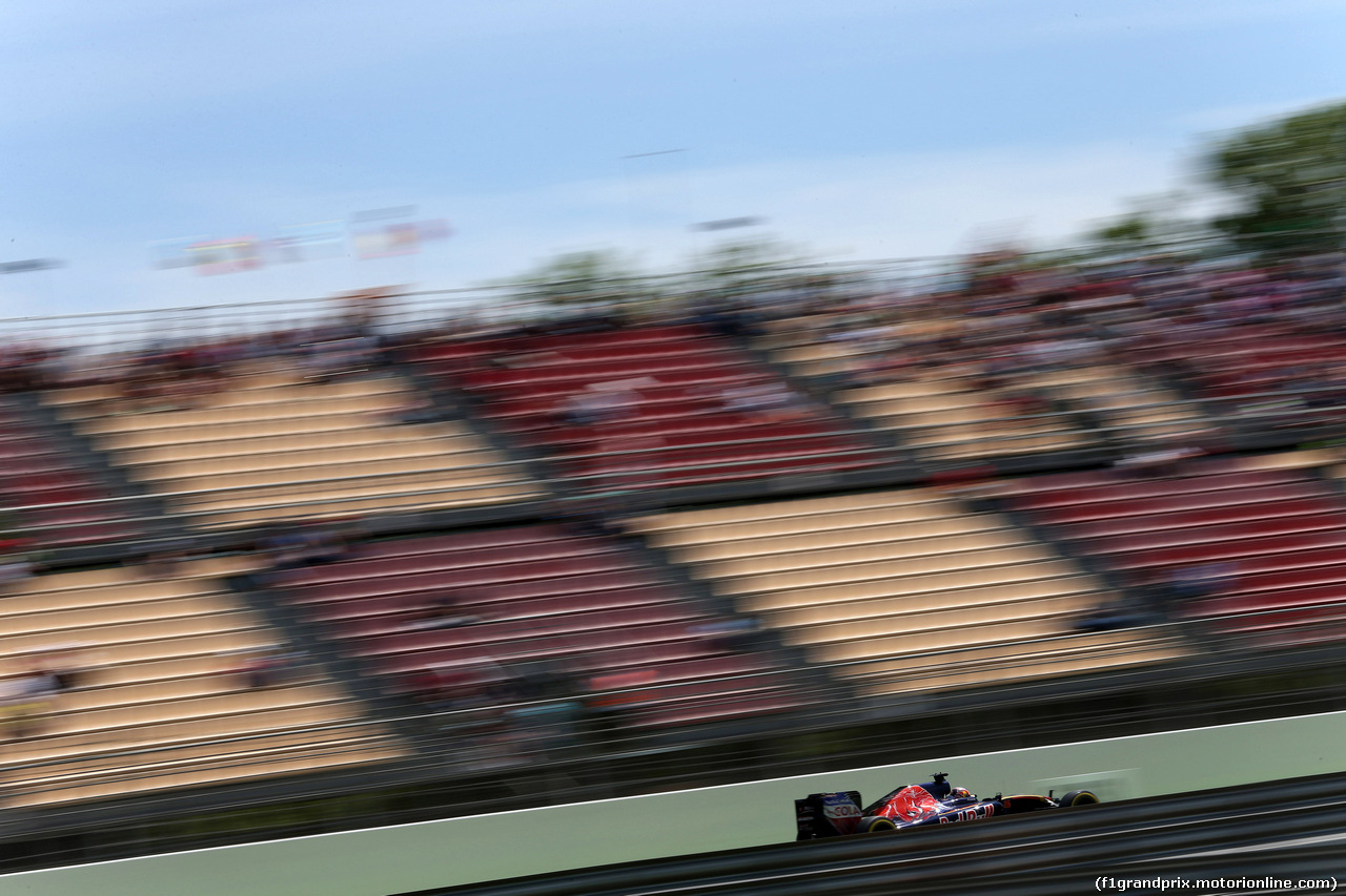 GP SPAGNA, 14.05.2016 - Qualifiche, Daniil Kvyat (RUS) Scuderia Toro Rosso STR11
