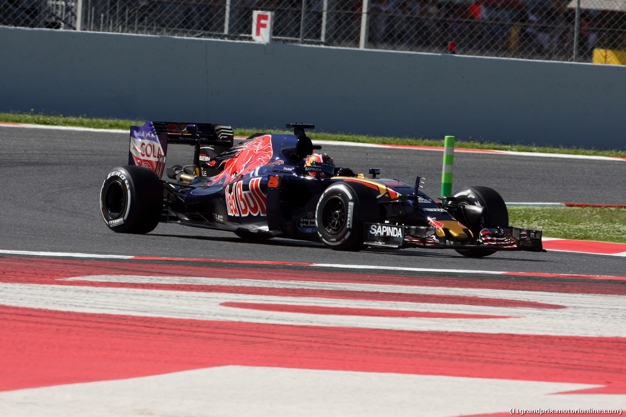 GP SPAGNA, 13.05.2016 - Prove Libere 1, Daniil Kvyat (RUS) Scuderia Toro Rosso STR11