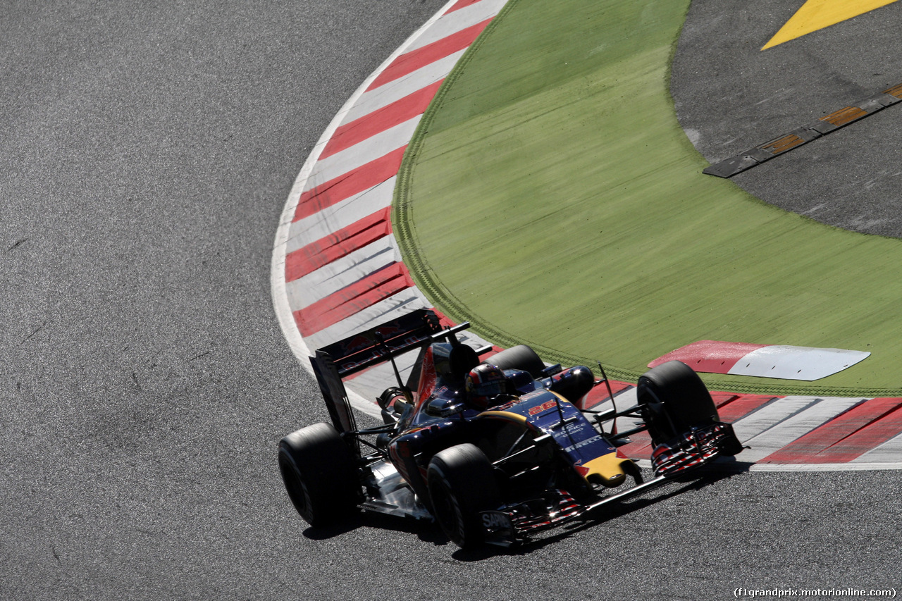 GP SPAGNA, 13.05.2016 - Prove Libere 1, Daniil Kvyat (RUS) Scuderia Toro Rosso STR11