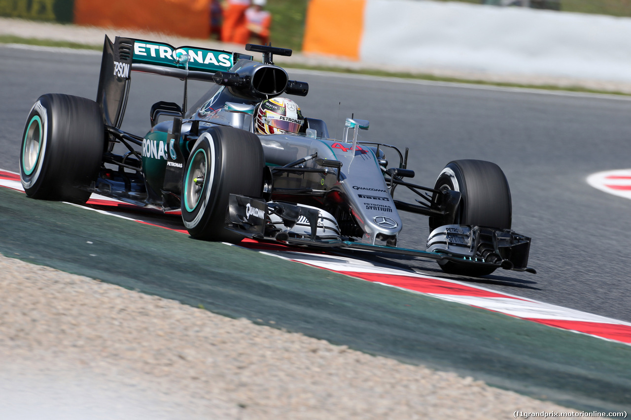 GP SPAGNA, 13.05.2016 - Prove Libere 1, Lewis Hamilton (GBR) Mercedes AMG F1 W07 Hybrid