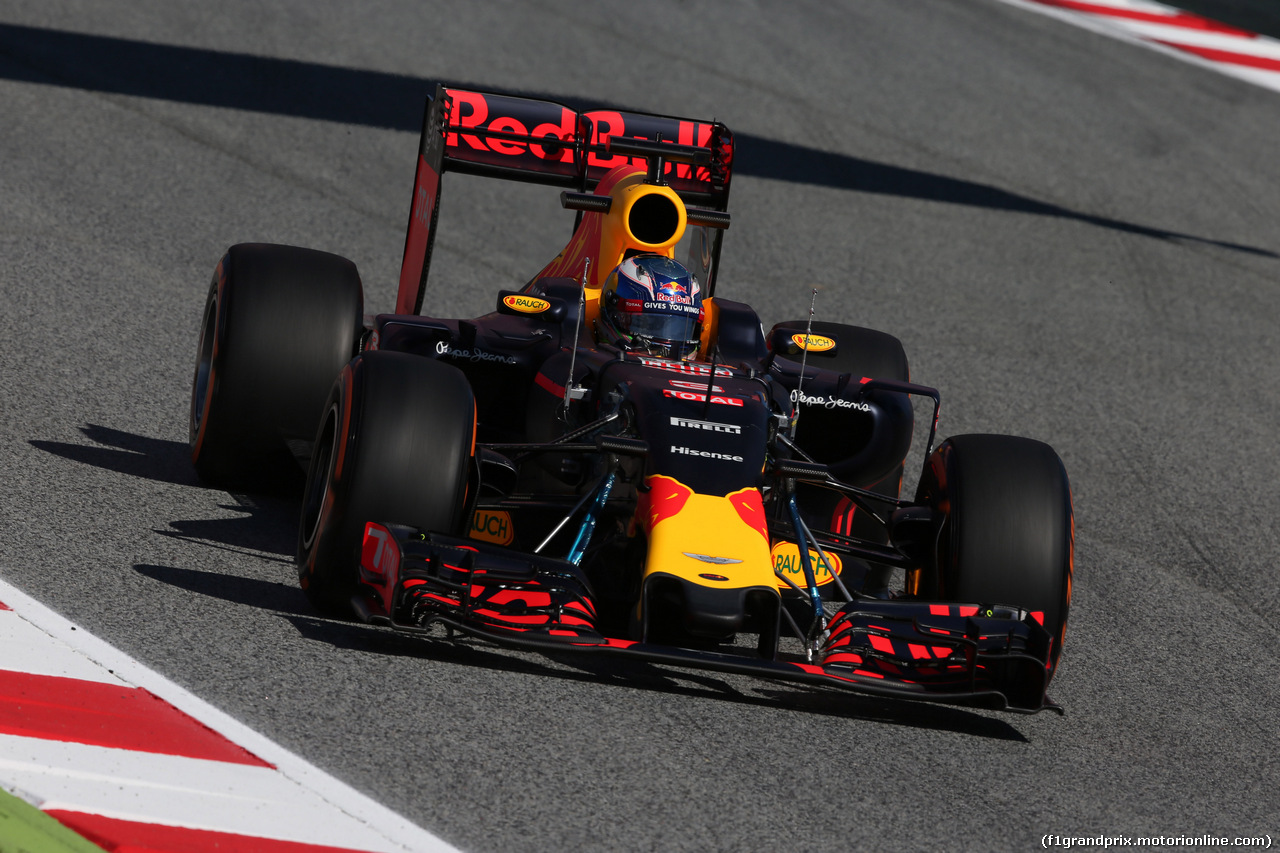 GP SPAGNA, 13.05.2016 - Prove Libere 1, Daniel Ricciardo (AUS) Red Bull Racing RB12