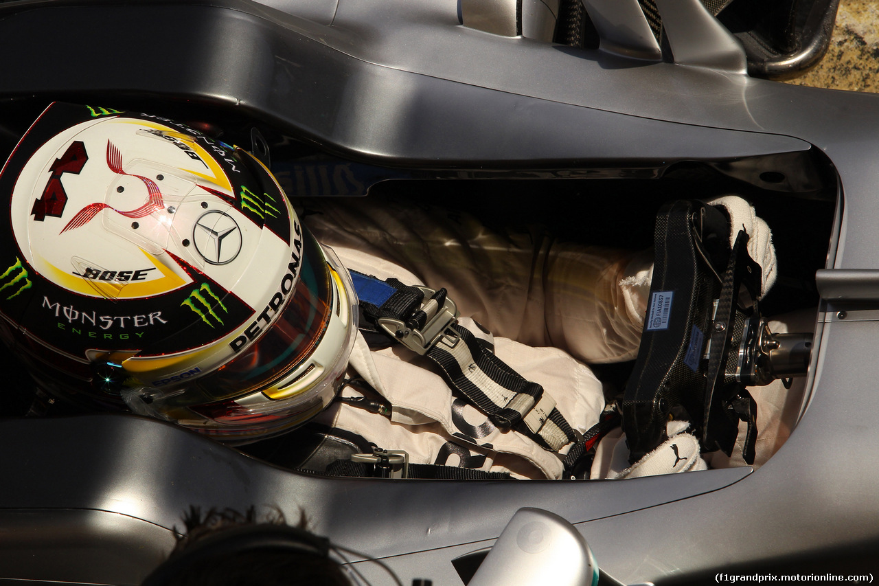 GP SPAGNA, 13.05.2016 - Prove Libere 2, Lewis Hamilton (GBR) Mercedes AMG F1 W07 Hybrid