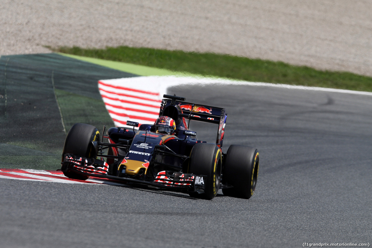 GP SPAGNA, 13.05.2016 - Prove Libere 2, Daniil Kvyat (RUS) Scuderia Toro Rosso STR11