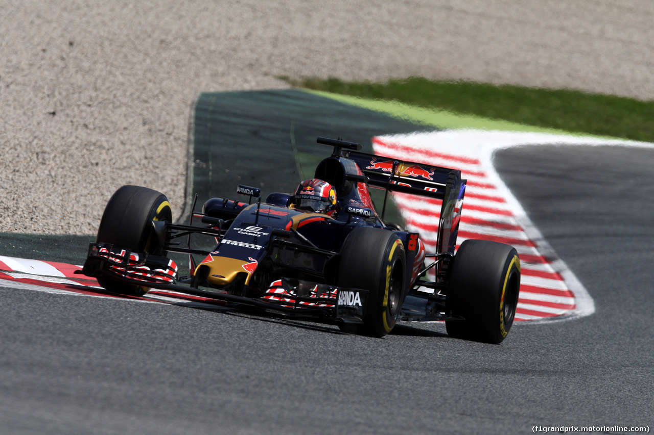 GP SPAGNA, 13.05.2016 - Prove Libere 2, Daniil Kvyat (RUS) Scuderia Toro Rosso STR11