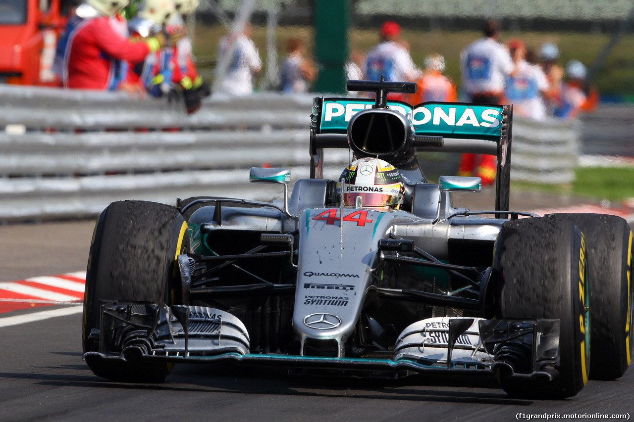GP UNGHERIA, 24.07.2016 - Gara, Lewis Hamilton (GBR) Mercedes AMG F1 W07 Hybrid vincitore