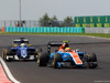 GP UNGHERIA, 24.07.2016 - Gara, Rio Haryanto (IDN) Manor Racing MRT05 davanti a Marcus Ericsson (SUE) Sauber C34