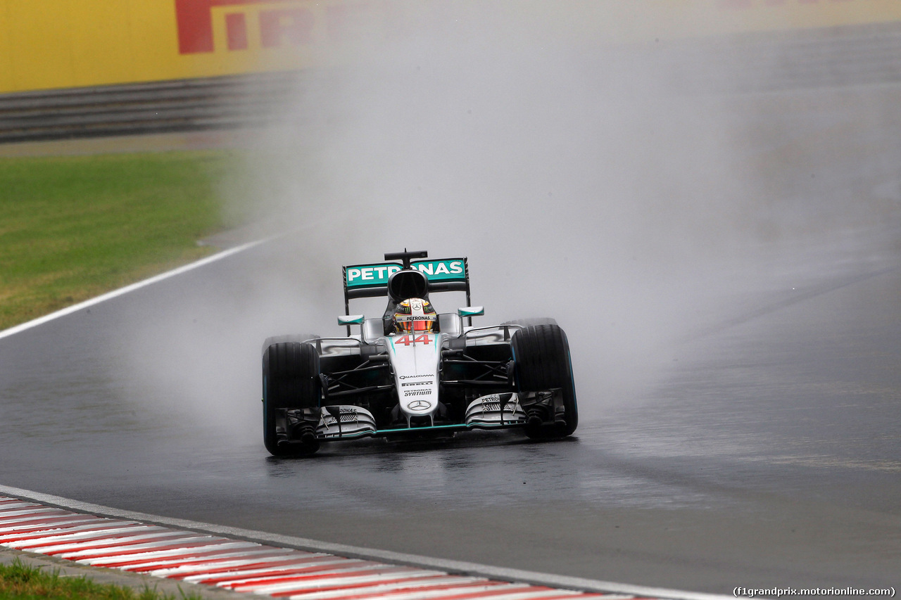 GP UNGHERIA, 23.07.2016 - Qualifiche, Lewis Hamilton (GBR) Mercedes AMG F1 W07 Hybrid