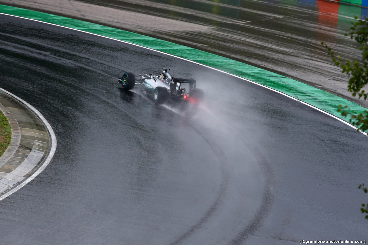 GP UNGHERIA, 23.07.2016 - Qualifiche, Lewis Hamilton (GBR) Mercedes AMG F1 W07 Hybrid