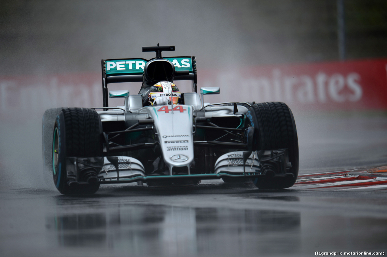 GP UNGHERIA, 23.07.2016 - Qualifiche, Lewis Hamilton (GBR) Mercedes AMG F1 W07 Hybrid