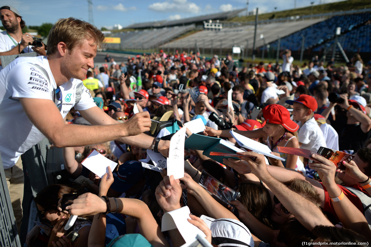 GP UNGHERIA, 21.07.2016 - Autograph session, Nico Rosberg (GER) Mercedes AMG F1 W07 Hybrid