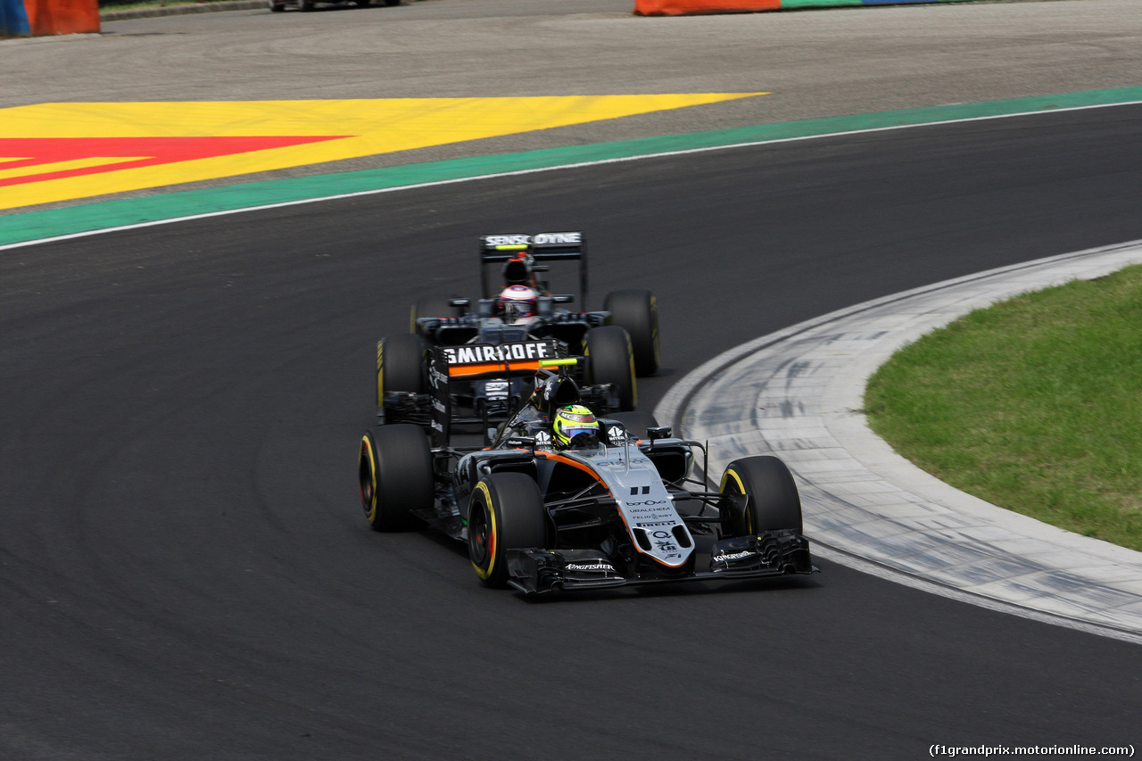 GP UNGHERIA, 22.07.2016 - Prove Libere 2, Sergio Perez (MEX) Sahara Force India F1 VJM09 e Jenson Button (GBR)  McLaren Honda MP4-31
