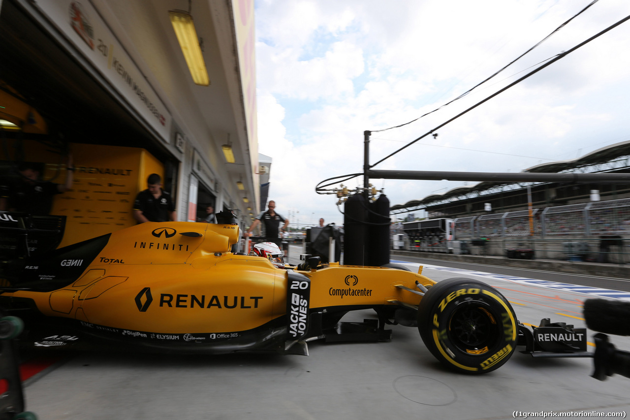 GP UNGHERIA, 22.07.2016 - Prove Libere 2, Kevin Magnussen (DEN) Renault Sport F1 Team RS16