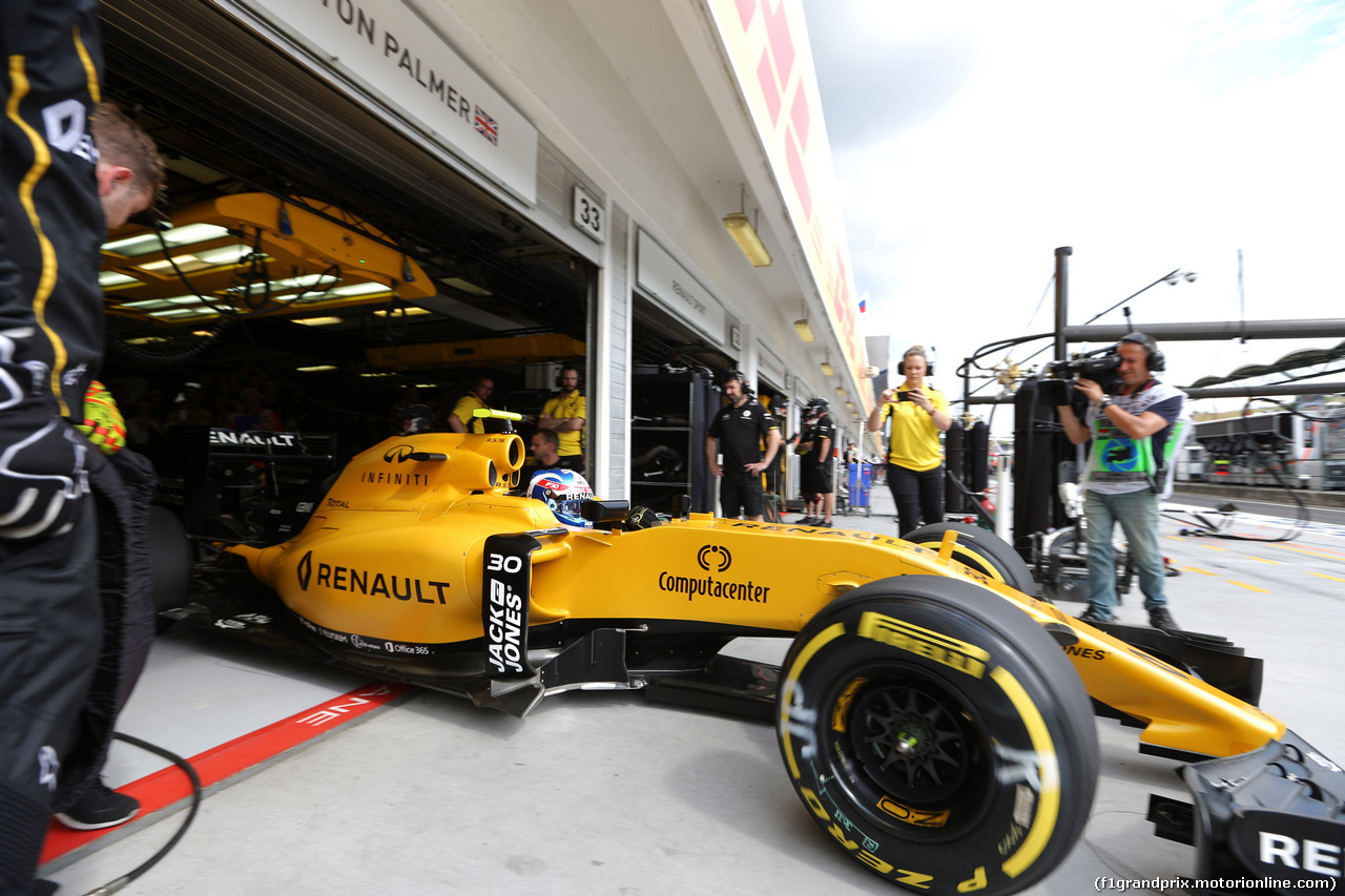 GP UNGHERIA, 22.07.2016 - Prove Libere 2, Jolyon Palmer (GBR) Renault Sport F1 Team RS16