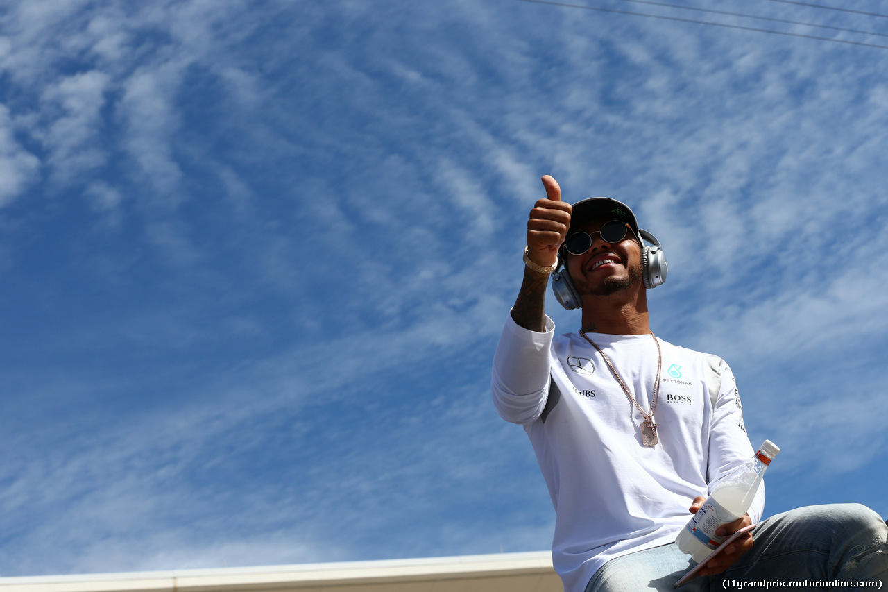 GP USA, 23.10.2016 - Lewis Hamilton (GBR) Mercedes AMG F1 W07 Hybrid