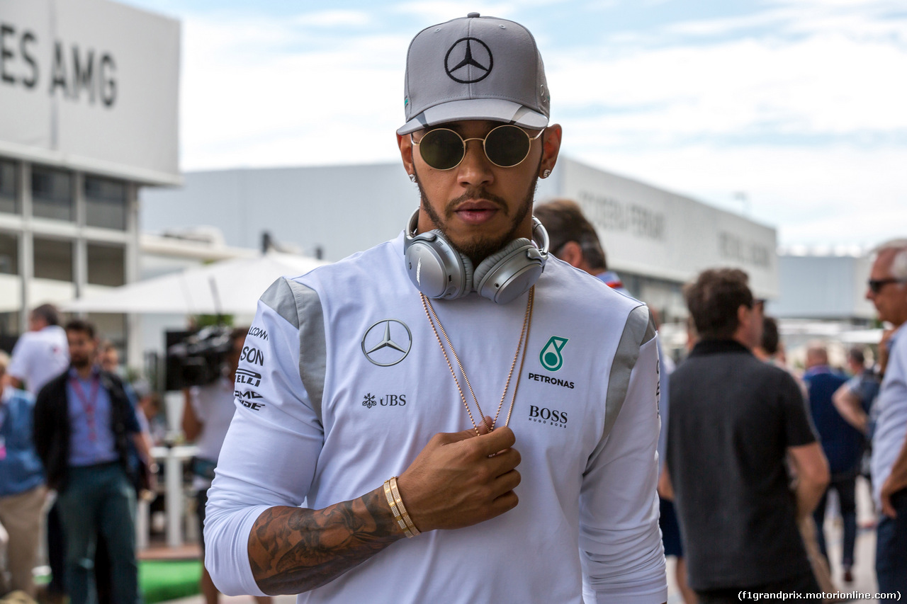 GP USA, 23.10.2016 - Lewis Hamilton (GBR) Mercedes AMG F1 W07 Hybrid