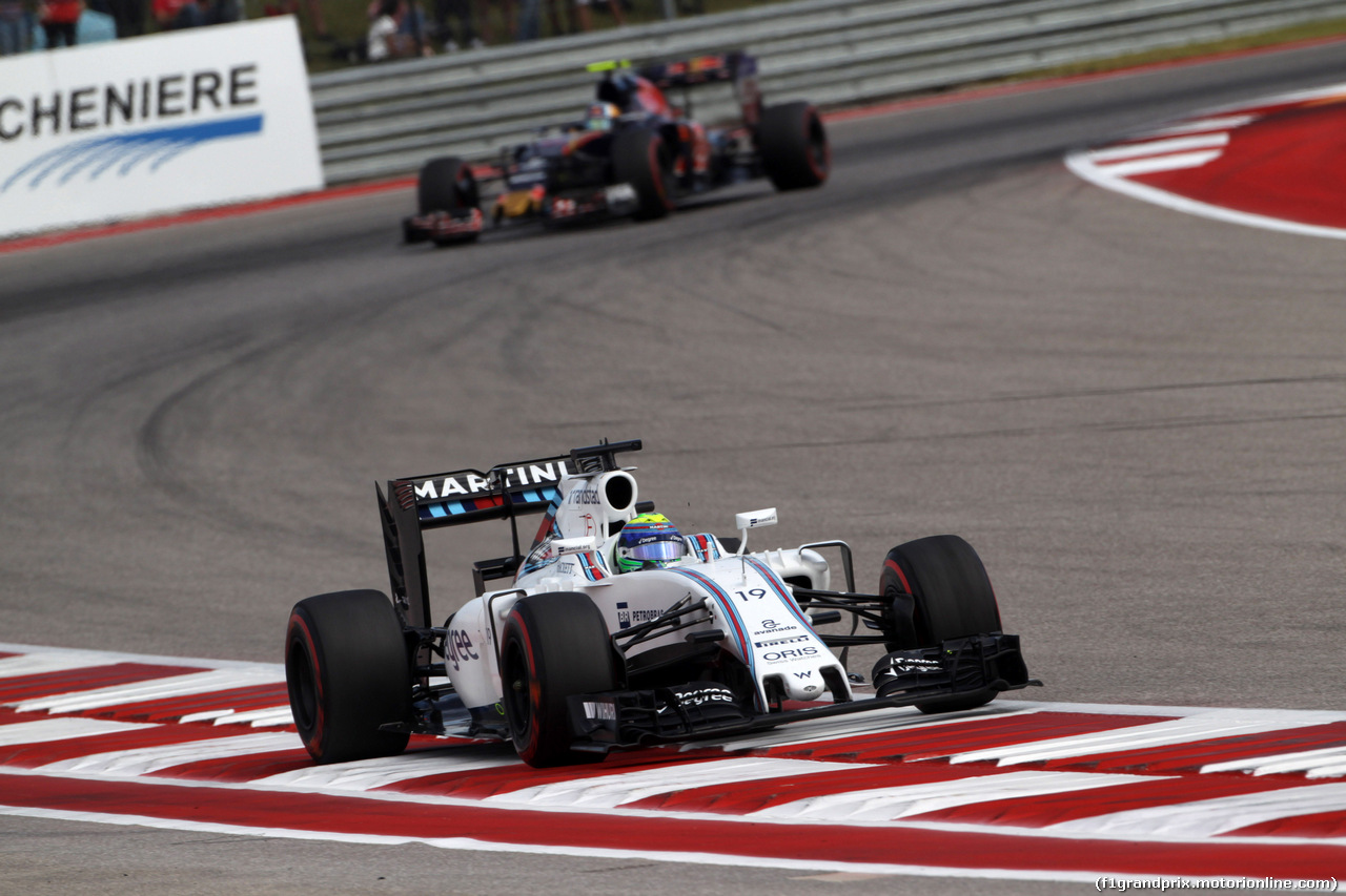 GP USA, 23.10.2016 - Gara, Felipe Massa (BRA) Williams FW38 davanti a Carlos Sainz Jr (ESP) Scuderia Toro Rosso STR11