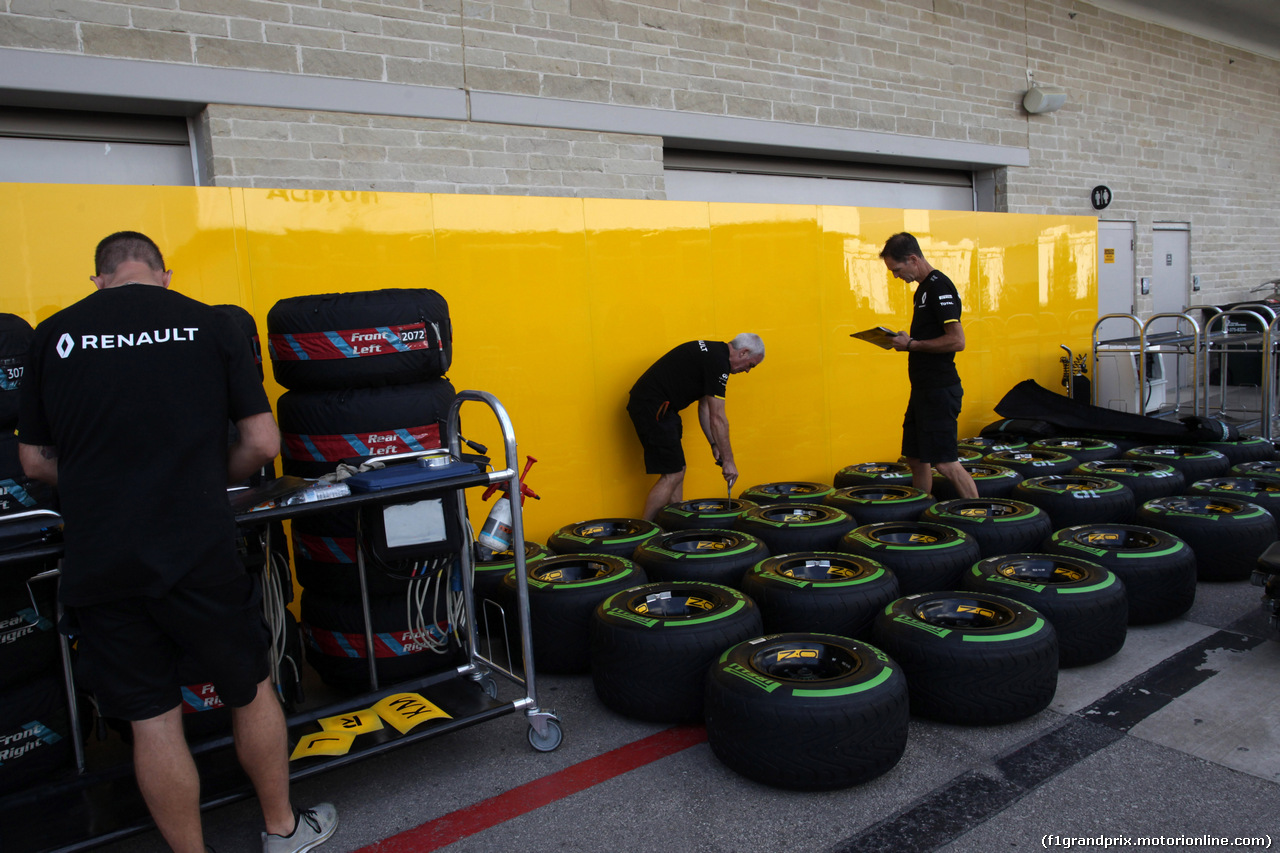 GP USA, 20.10.2016 - Pirelli Tyres e OZ Wheels