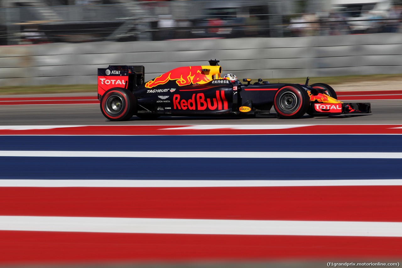 GP USA, 22.10.2016 - Prove Libere 3, Daniel Ricciardo (AUS) Red Bull Racing RB12