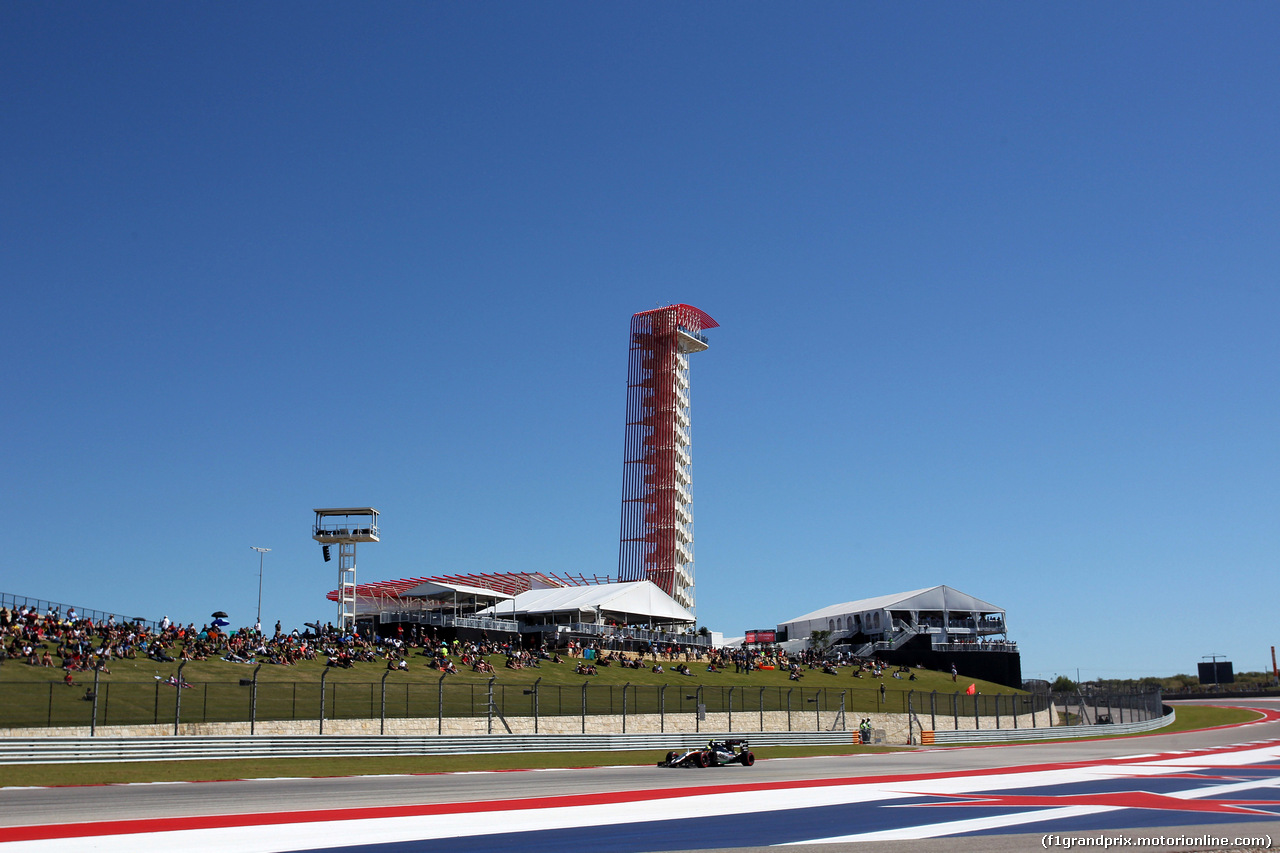GP USA, 22.10.2016 - Qualifiche, Sergio Perez (MEX) Sahara Force India F1 VJM09