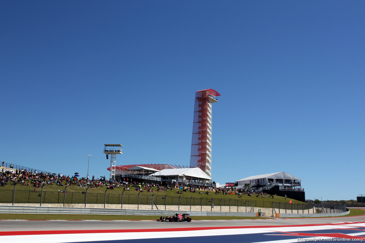 GP USA, 22.10.2016 - Qualifiche, Carlos Sainz Jr (ESP) Scuderia Toro Rosso STR11