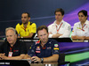 GP USA, 21.10.2016 - Conferenza Stampa, (Row back) Cyril Abiteboul (FRA) Renault Sport F1 Managing Director, Toto Wolff (GER) Mercedes AMG F1 Shareholder e Executive Director, Monisha Kaltenborn (AUT), CEO e Team Principal, Sauber F1 Team, Gene Haas (USA), head of the Haas F1 Team, Daniel Ricciardo (AUS) Red Bull Racing RB12