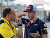 GP USA, 22.10.2016 - Frederic Vasseur (FRA) Renault Sport Formula One Team Racing Director e Pierre Gasly (FRA) Test driver, Red Bull Racing RB12