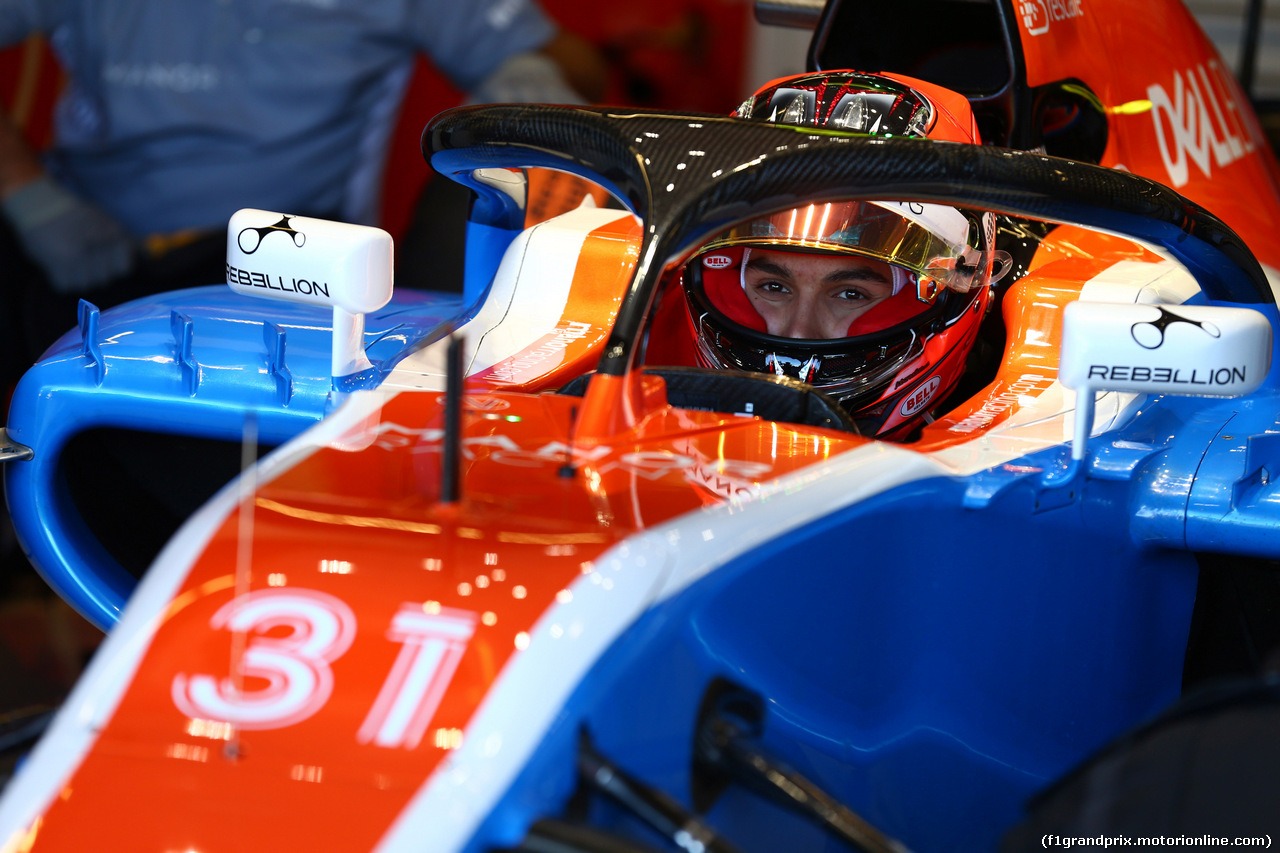 GP USA, 21.10.2016 - Prove Libere 1, Esteban Ocon (FRA) Manor Racing MRT05 with halo.