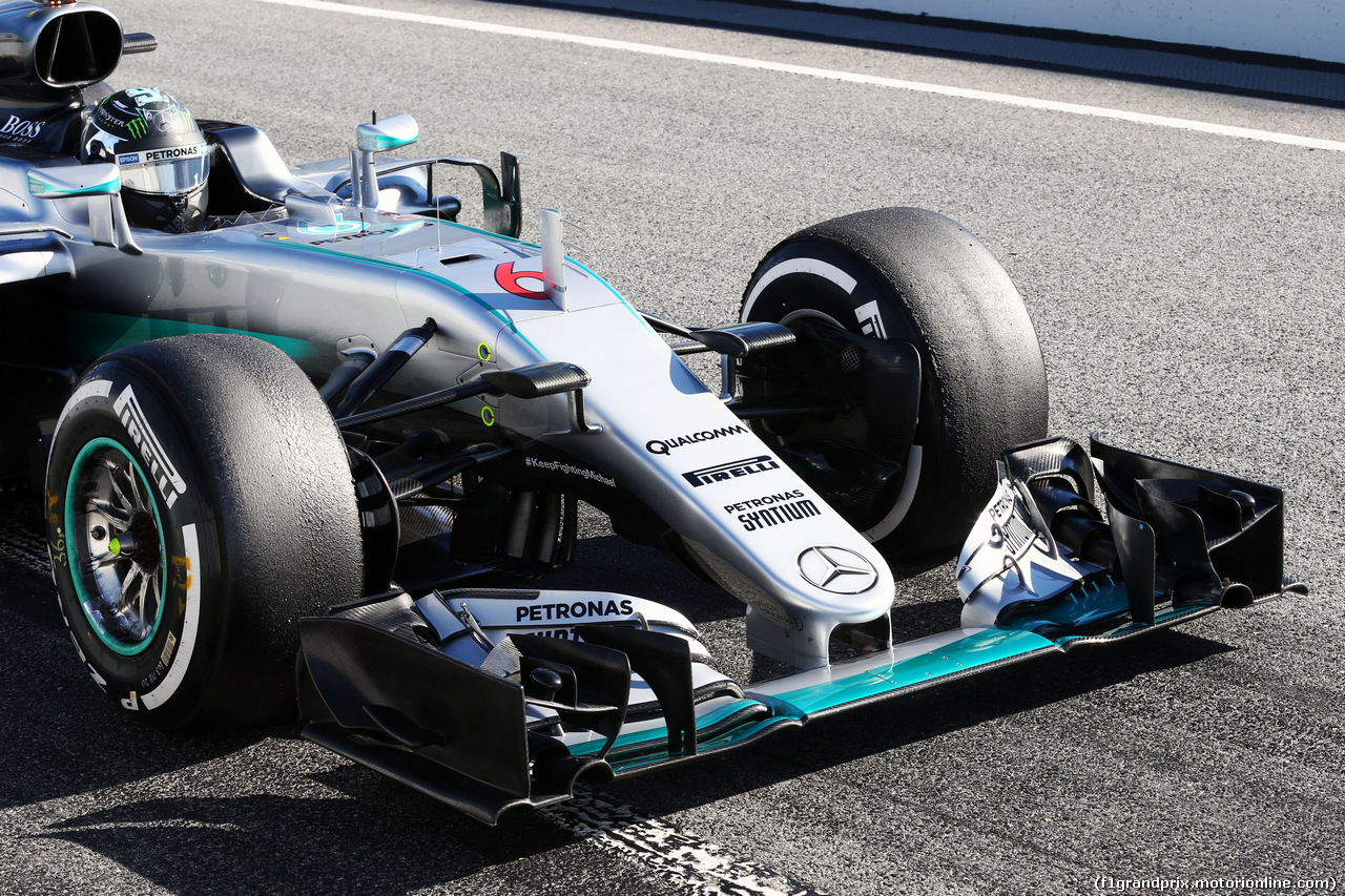 TEST F1 BARCELLONA 1 MARZO, Nico Rosberg (GER) Mercedes AMG F1 W07 Hybrid front wing.
01.03.2016.