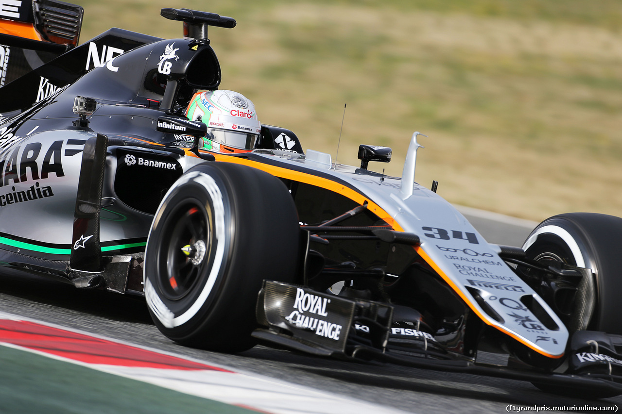 TEST F1 BARCELLONA 22 FEBBRAIO, Sergio Perez (MEX) Sahara Force India F1 VJM09.
22.02.2016.