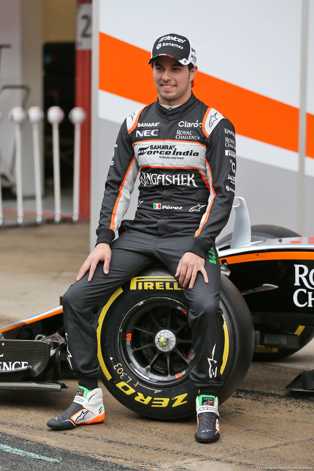 TEST F1 BARCELLONA 22 FEBBRAIO, Sergio Perez (MEX) Sahara Force India F1 with the Sahara Force India F1 VJM09.
22.02.2016.