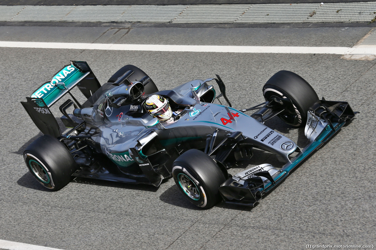 TEST F1 BARCELLONA 22 FEBBRAIO, Lewis Hamilton (GBR) Mercedes AMG F1 W07 Hybrid.
22.02.2016.