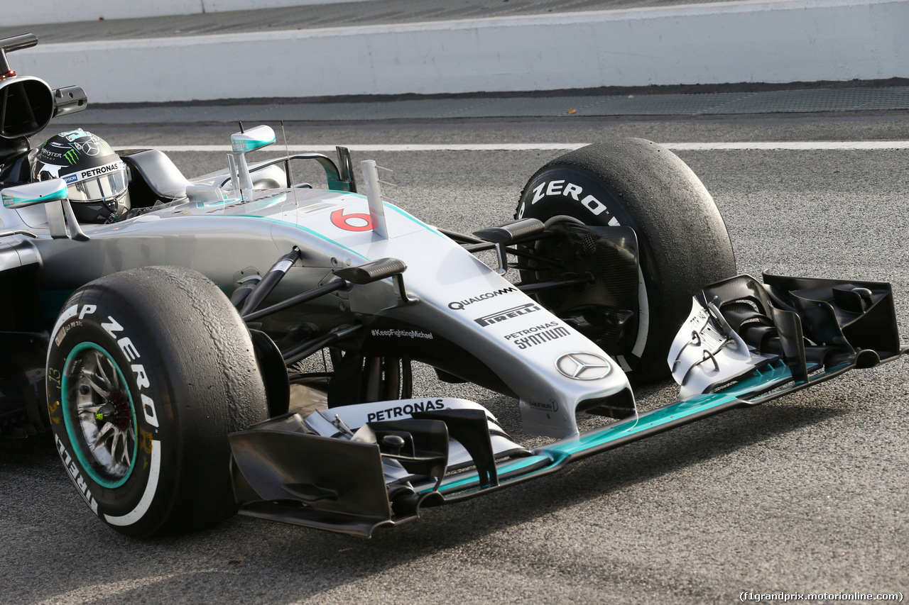 TEST F1 BARCELLONA 23 FEBBRAIO, Nico Rosberg (GER) Mercedes AMG F1 W07 Hybrid front wing.
23.02.2016.