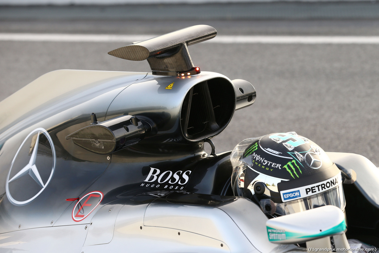 TEST F1 BARCELLONA 23 FEBBRAIO, Nico Rosberg (GER) Mercedes AMG F1 W07 Hybrid - engine cover air box detail.
23.02.2016.