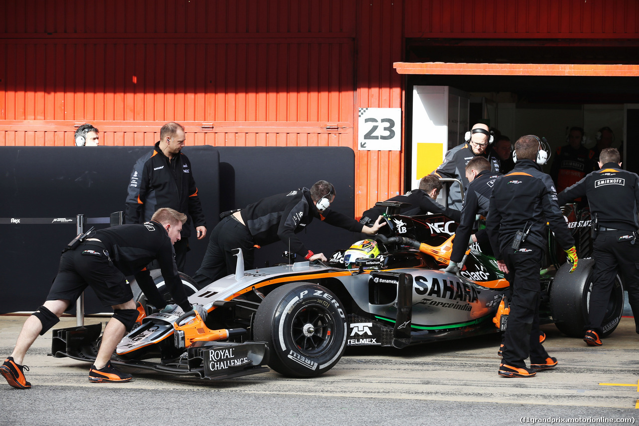 TEST F1 BARCELLONA 23 FEBBRAIO, Sergio Perez (MEX) Sahara Force India F1 VJM09.
23.02.2016.