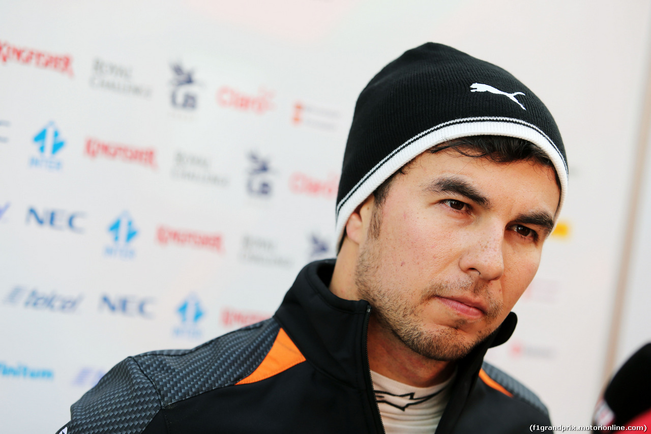 TEST F1 BARCELLONA 23 FEBBRAIO, Sergio Perez (MEX) Sahara Force India F1 with the media.
23.02.2016.