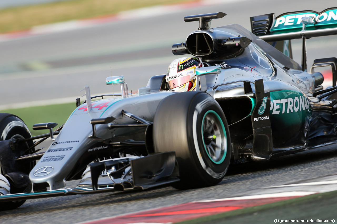 TEST F1 BARCELLONA 25 FEBBRAIO, Lewis Hamilton (GBR) Mercedes AMG F1 W07 Hybrid.
25.02.2016.