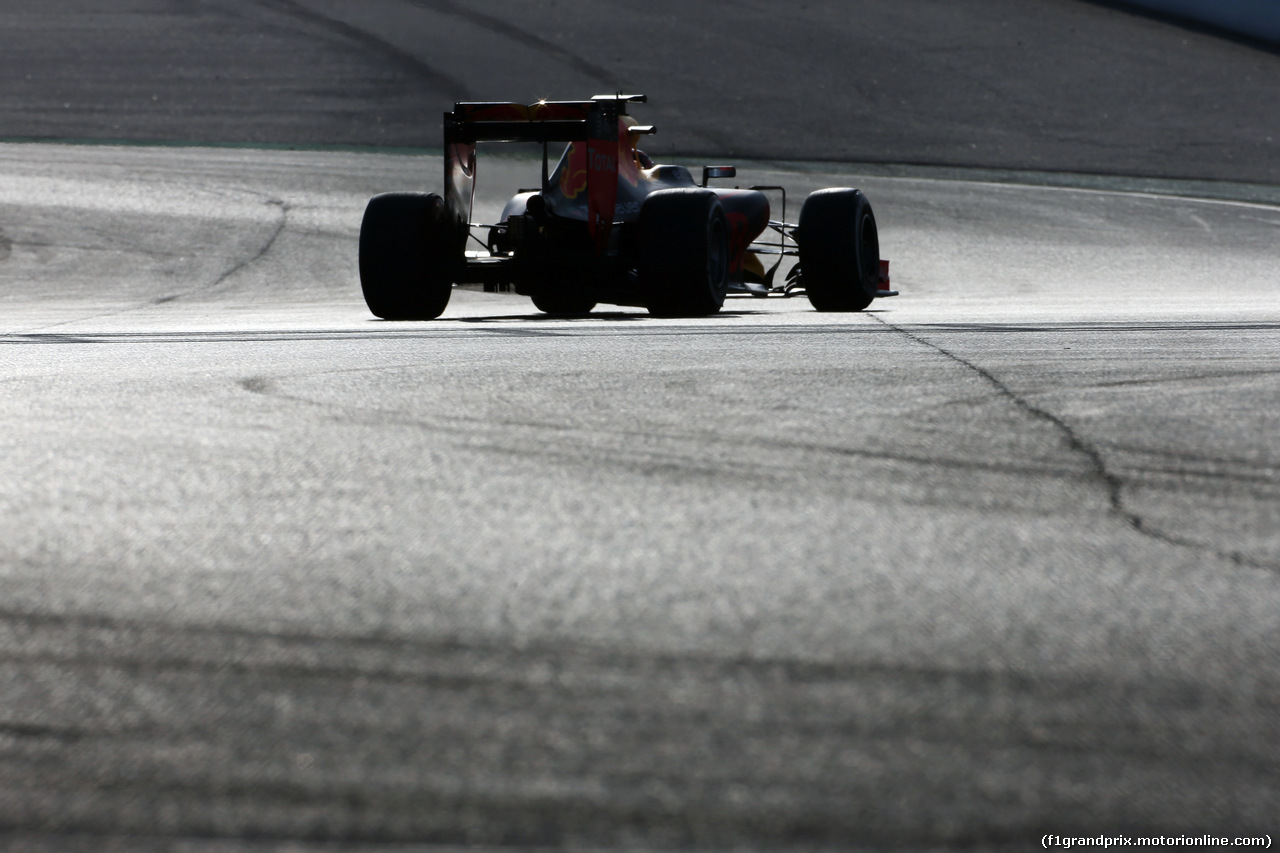 TEST F1 BARCELLONA 25 FEBBRAIO, Daniil Kvyat (RUS) Red Bull Racing RB12.
25.02.2016.