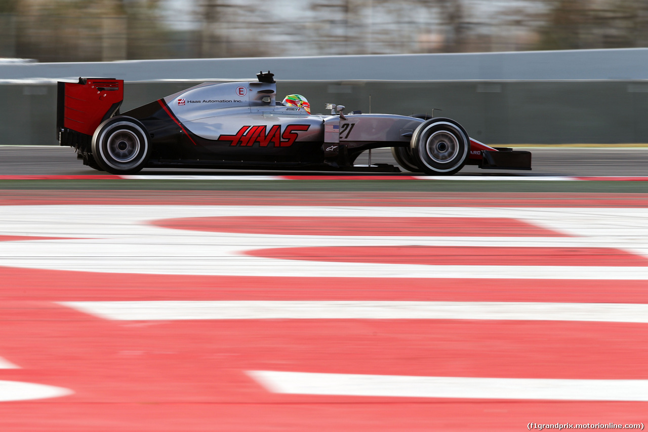 TEST F1 BARCELLONA 25 FEBBRAIO, Esteban Gutierrez (MEX) Haas F1 Team VF-16.
25.02.2016.