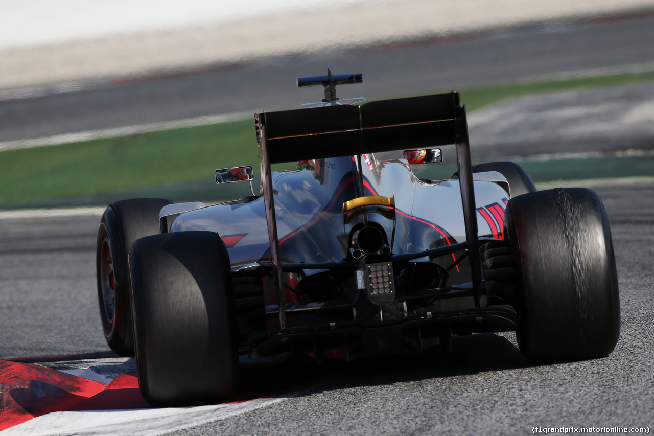 TEST F1 BARCELLONA 25 FEBBRAIO, Esteban Gutierrez (MEX) Haas F1 Team VF-16.
25.02.2016.